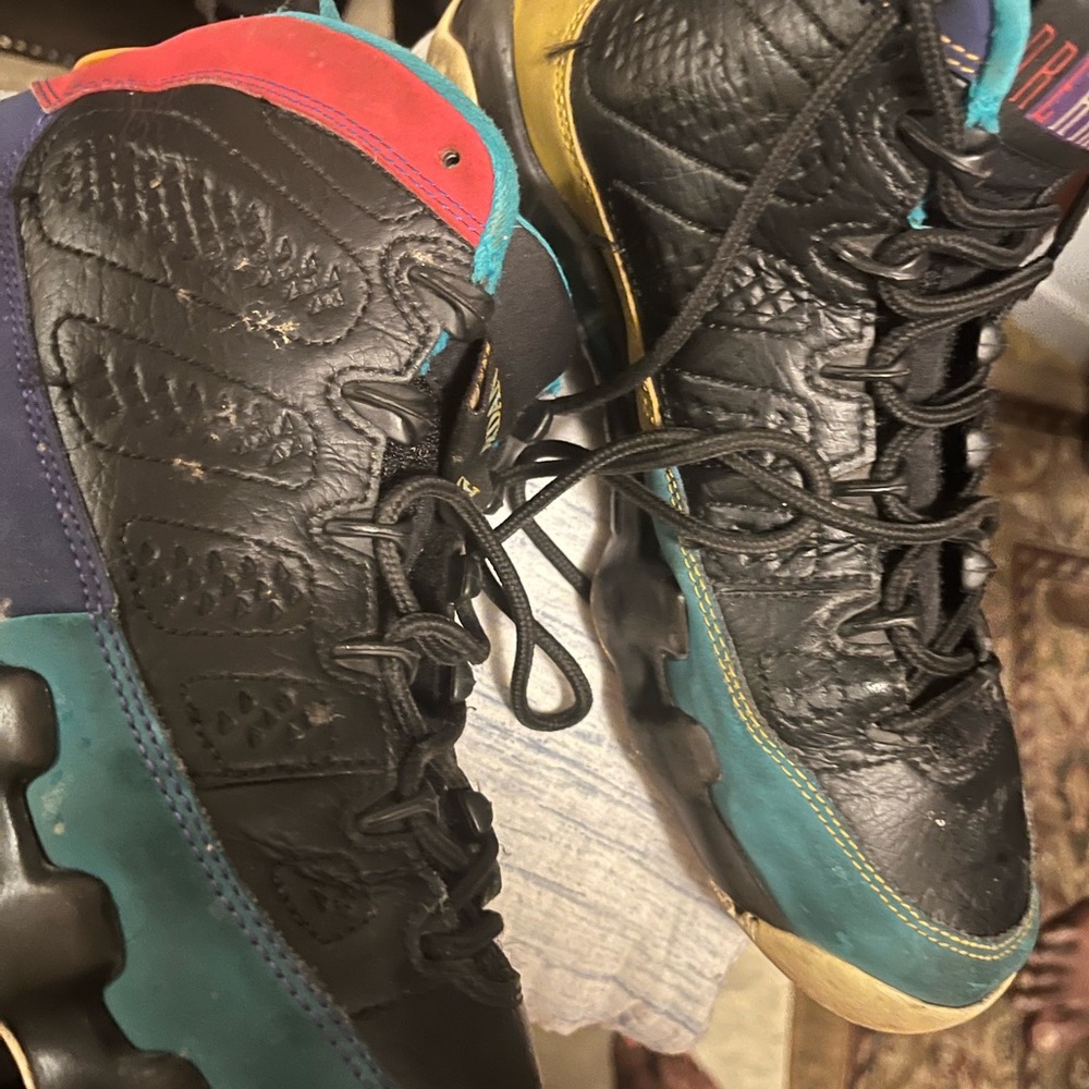 Air Jordan Retro 9 dream it do it size 7